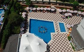 Grand Okan Hotel